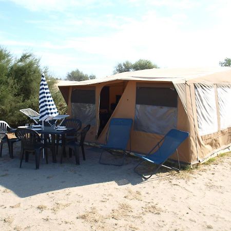 Oh! Campings La Brise Saintes-Maries-de-La-Mer Exterior foto