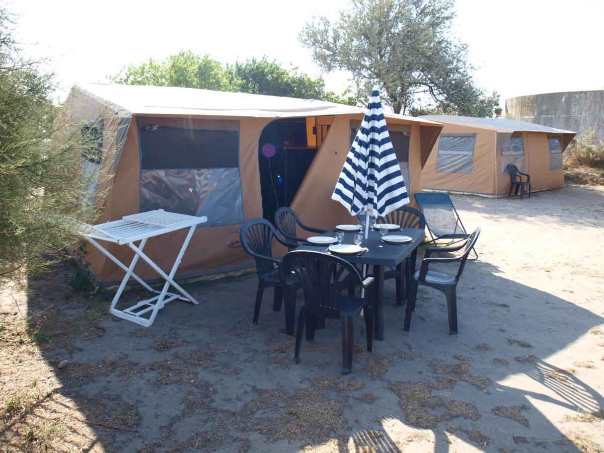 Oh! Campings La Brise Saintes-Maries-de-La-Mer Exterior foto