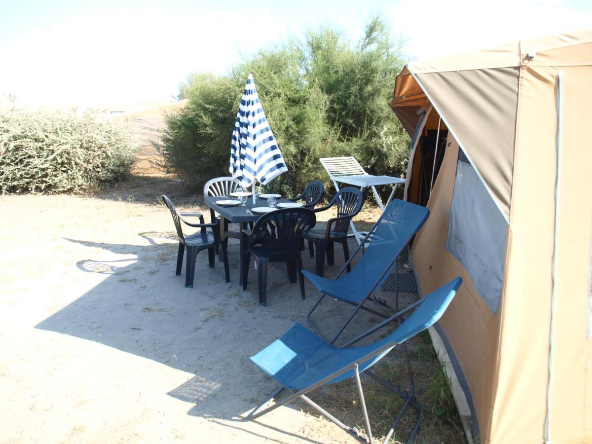 Oh! Campings La Brise Saintes-Maries-de-La-Mer Exterior foto