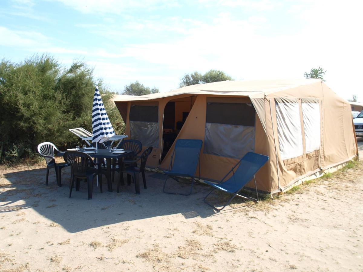 Oh! Campings La Brise Saintes-Maries-de-La-Mer Exterior foto